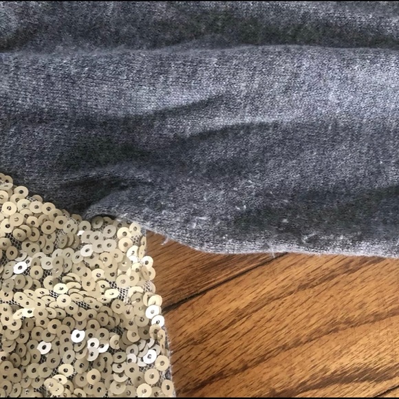 A.n.a. JCPenney Gold Sequin Front Gray Long Sleeved Sweater Women’s Size Small - Picture 3 of 6